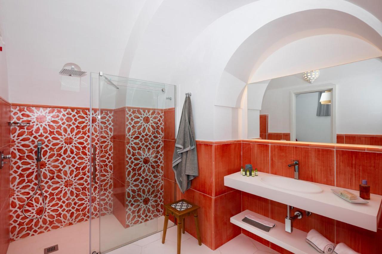 Mimina - Exclusive With Garden, Jacuzzi And Sea View Villa Praiano