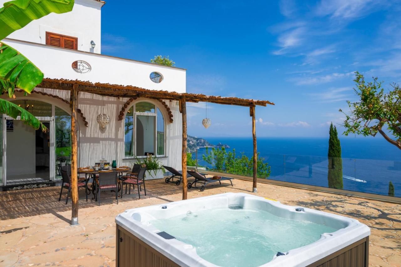 Villa Mimina - Exclusive With Garden, Jacuzzi And Sea View Praiano